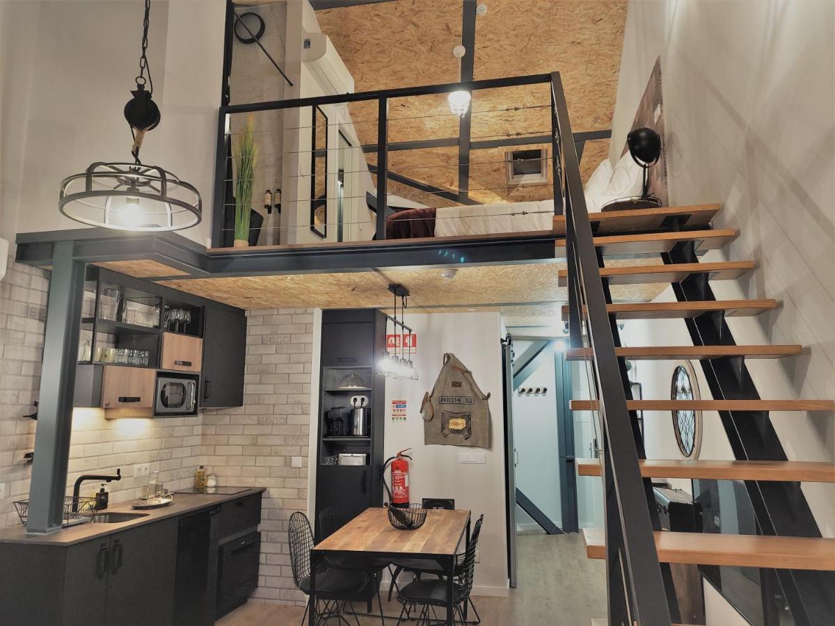 7 Styles Apartments By Raspberry Cascade 파로 외부 사진